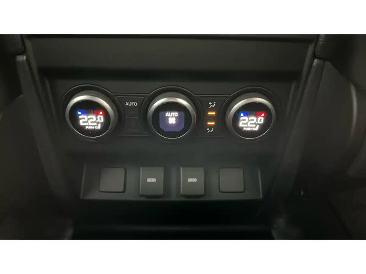 2024-land-rover-90-defender-30-d300-75th-edition-big-15