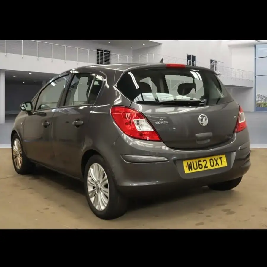 2012-vauxhall-corsa-14-se-5d-auto-big-5