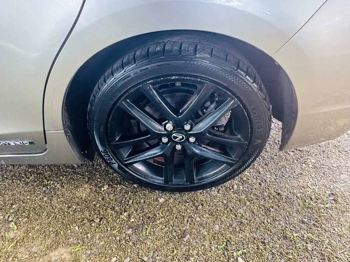 2017-lexus-ct-200h-18-sport-99bhp-big-30