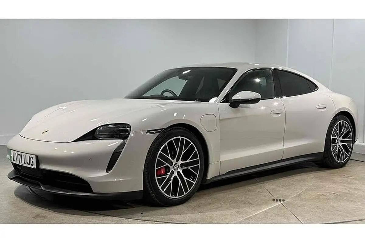 2021-porsche-taycan-e-4s-530ps-big-7