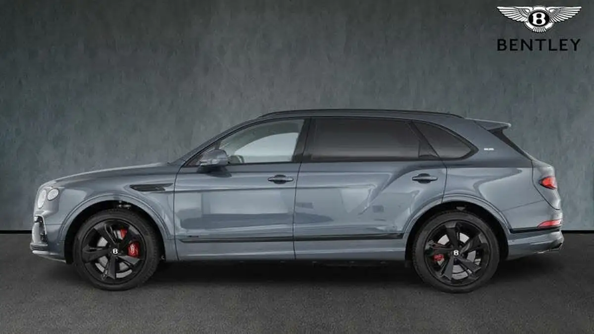 2025-bentley-bentayga-40-v8-extended-wheelbase-azure-big-28