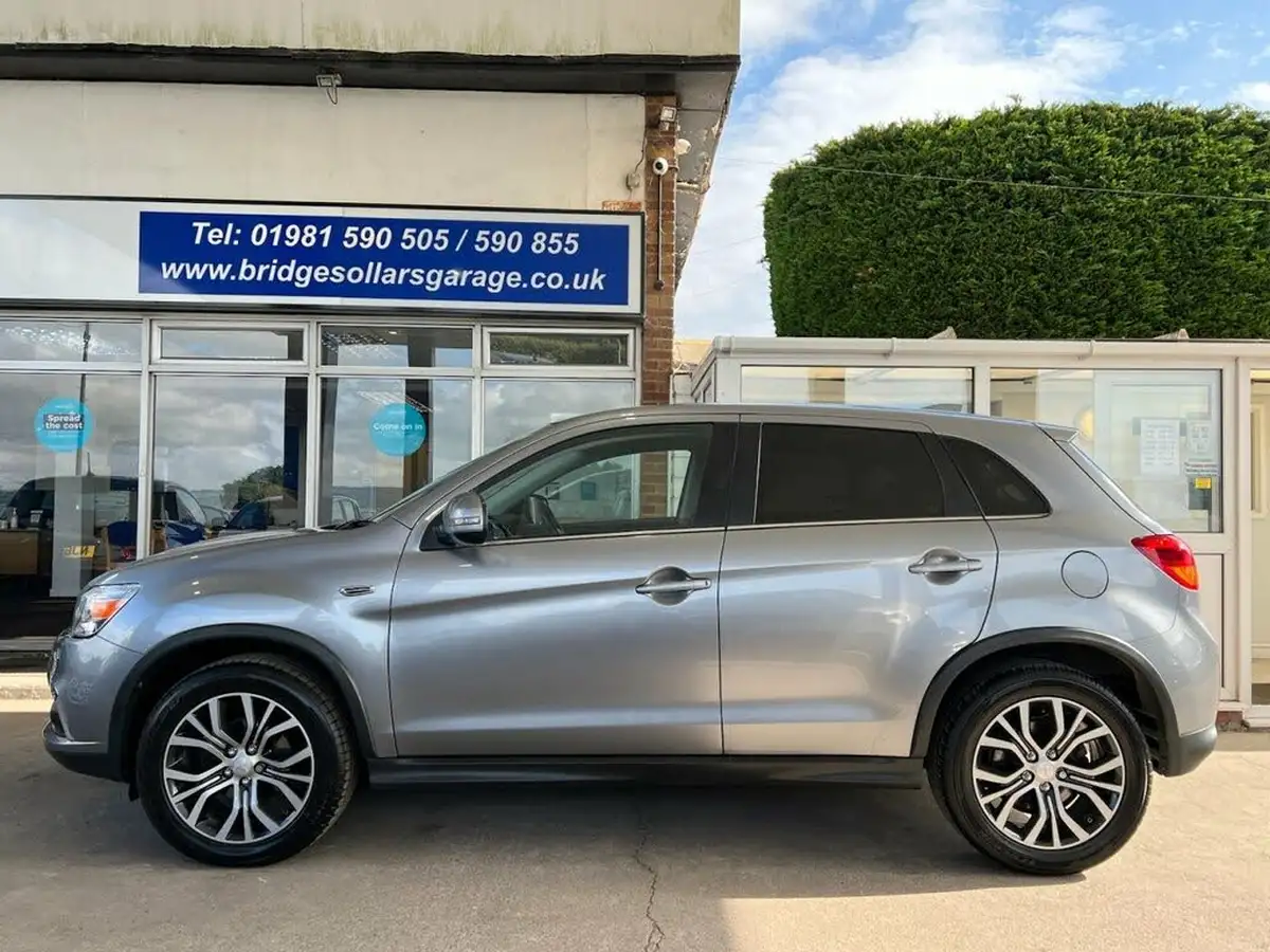 2018-mitsubishi-asx-16d-3-big-1
