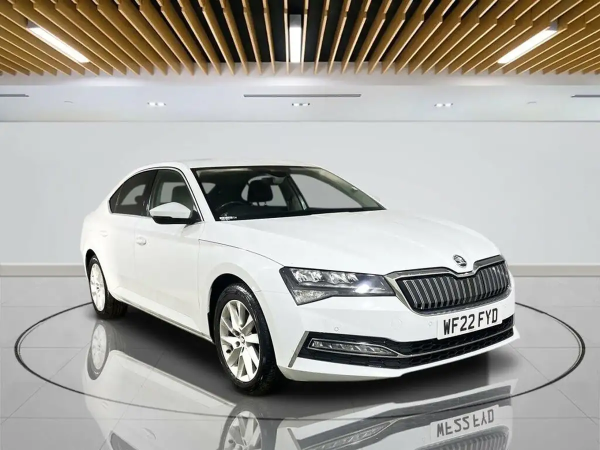 2022-skoda-superb-14-tsi-se-technology-218ps-hatchback-big-0
