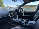 2013-porsche-cayenne-30td-small-12