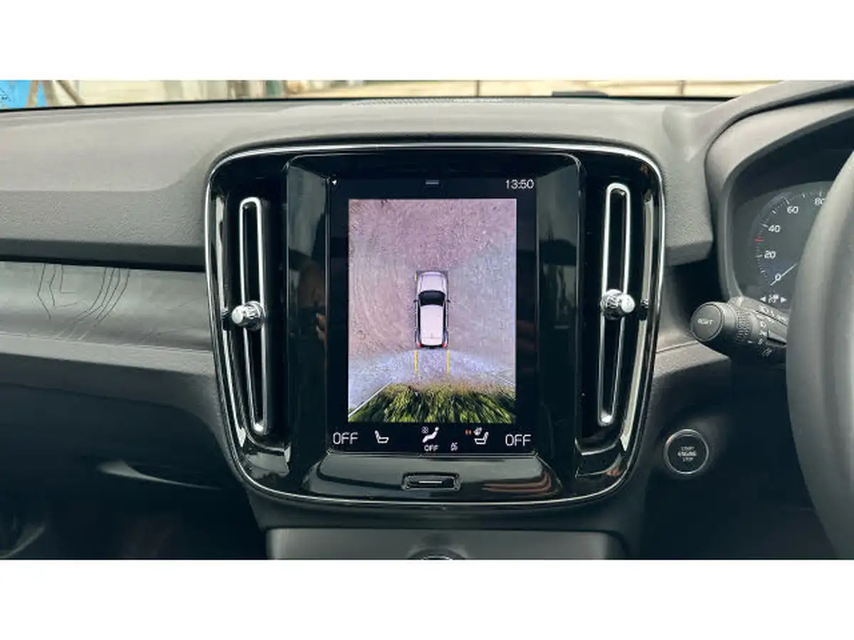 2023-volvo-xc40-15-t5-ultimate-dark-big-33
