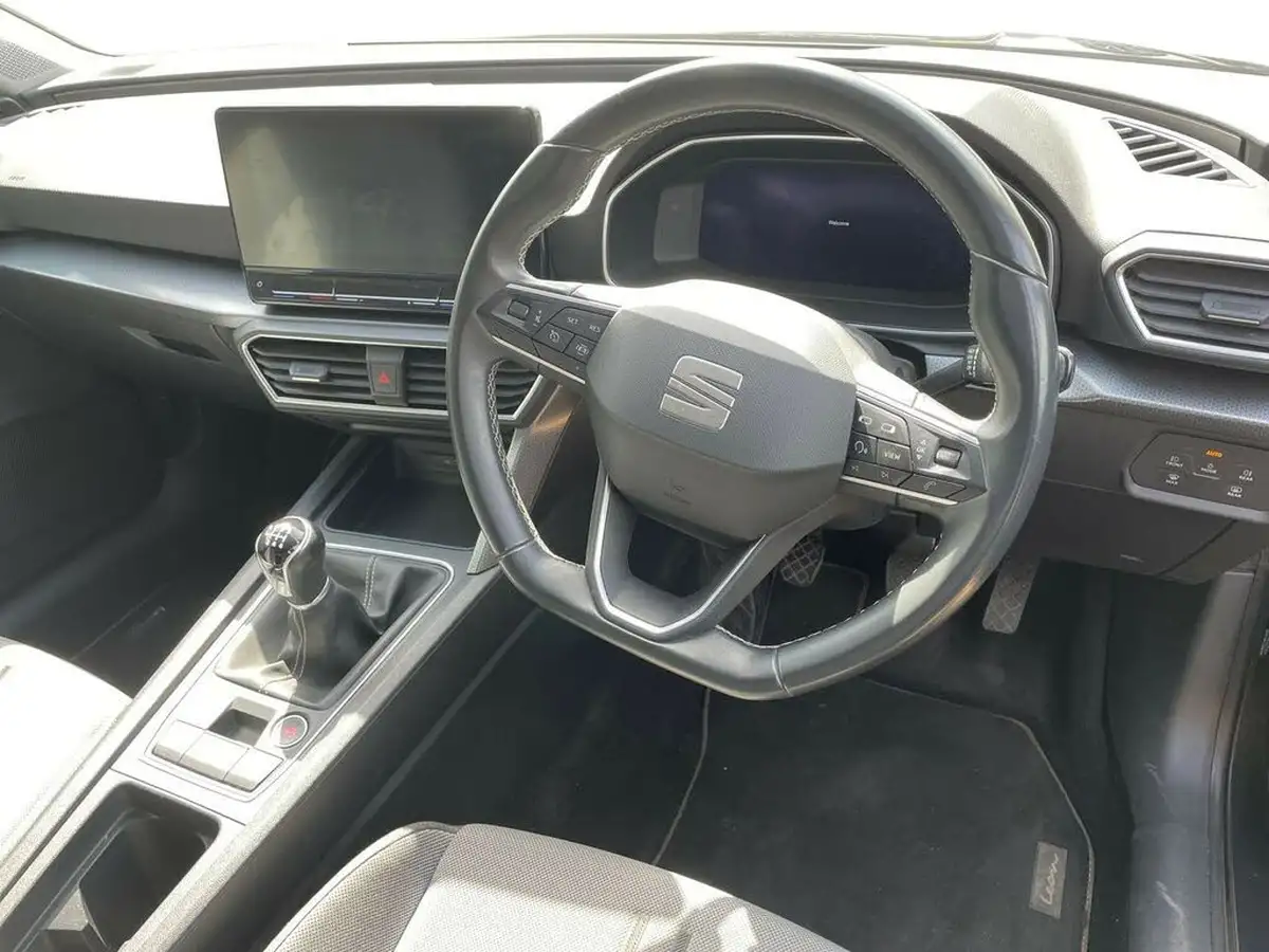 2020-seat-leon-20tdi-se-dynamic-115ps-hatchback-big-14