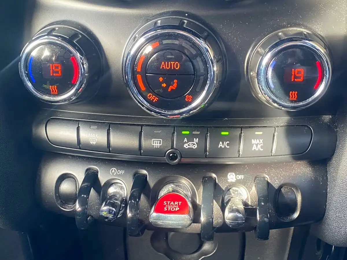 2016-mini-cooper-20-cooper-s-ss-hatchback-5d-big-26