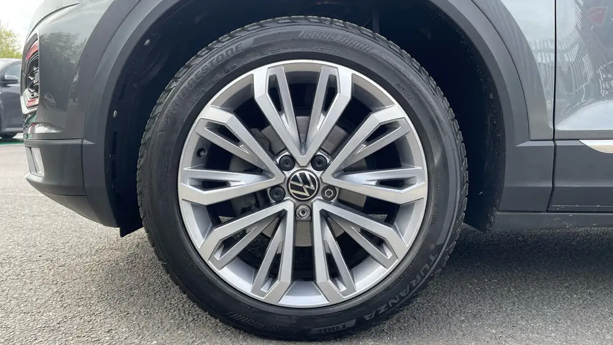 2021-volkswagen-t-roc-15-tsi-sel-dsg-big-16