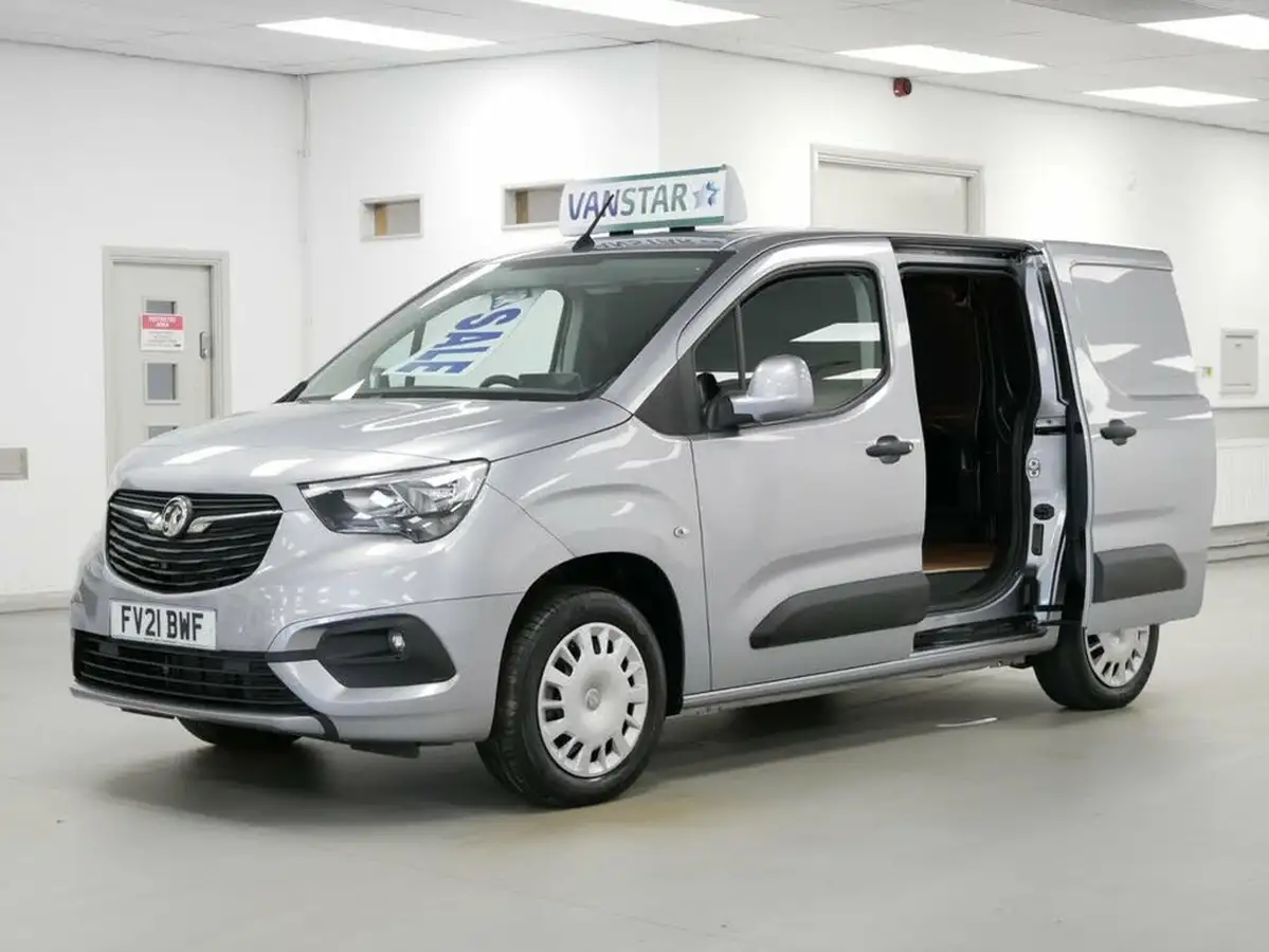 2021-vauxhall-combo-15cdti-sportive-2000-100pseu6dt-big-20