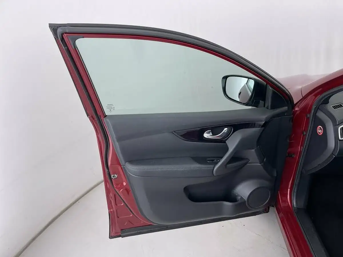2017-nissan-qashqai-15dci-n-vision-18in-big-26