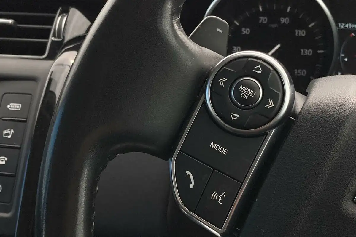 2017-land-rover-discovery-30td6-se-259ps-awd-station-wagon-5d-auto-big-28
