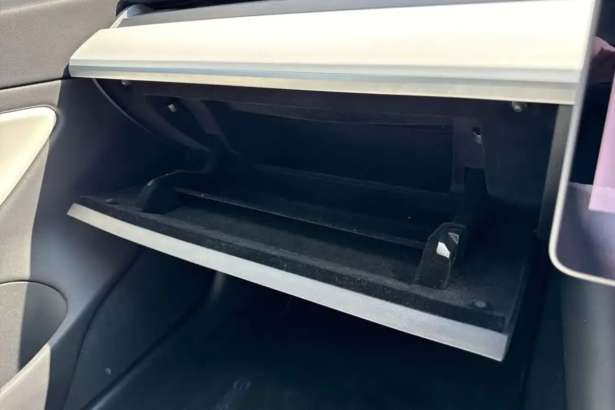 2019-tesla-model-3-e-long-range-4x4-big-44