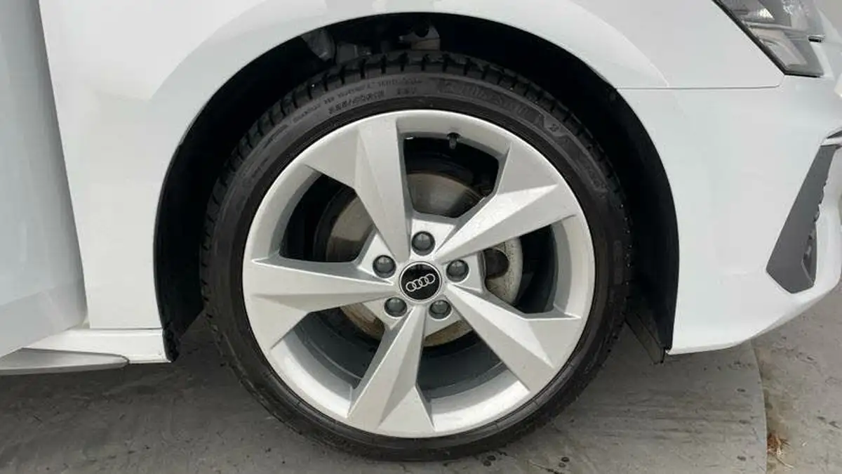 2022-audi-a3-15-35-tfsi-s-line-sportback-5d-big-4
