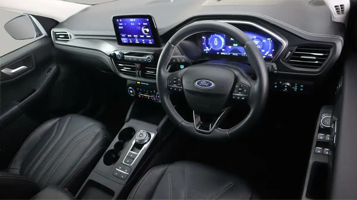 2021-ford-kuga-25t-vignale-225ps-phev-big-10