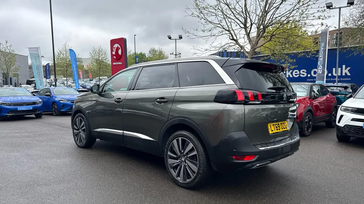 2019-peugeot-5008-suv-15-bluehdi-gt-line-eat8-big-4