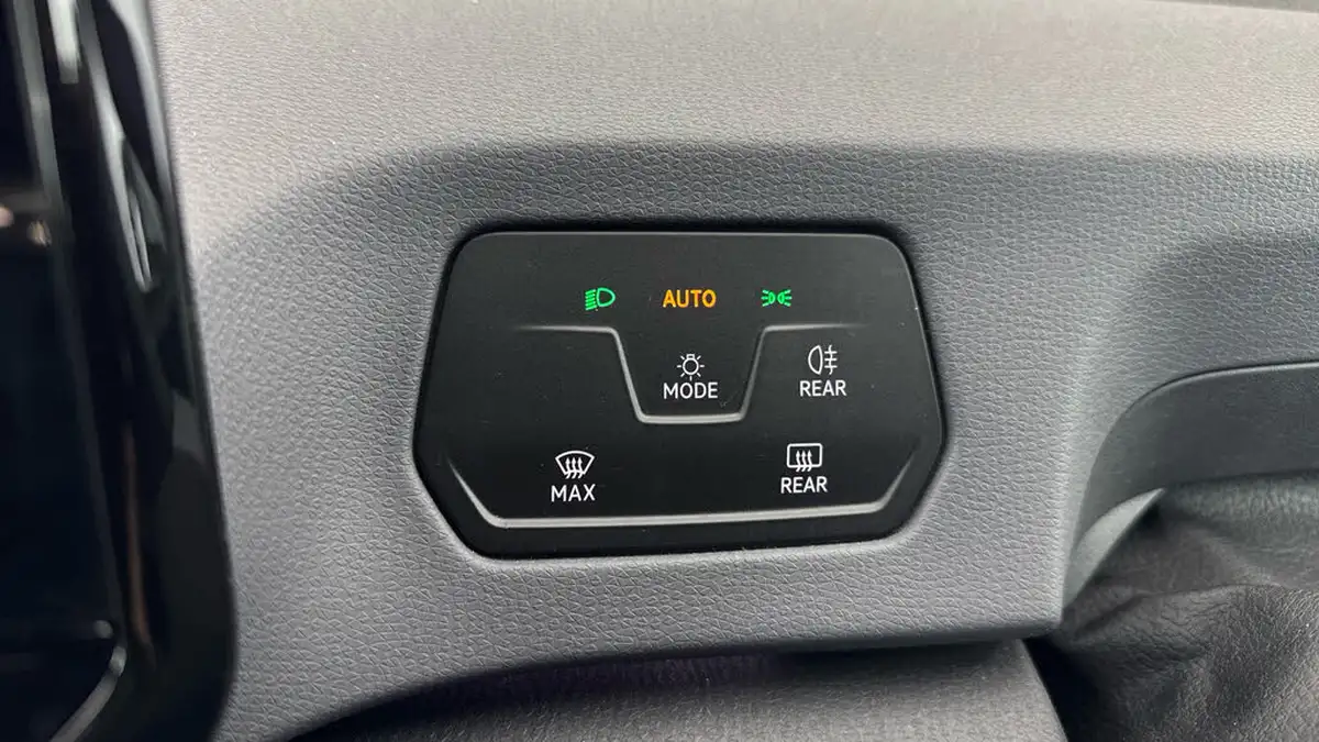 2021-volkswagen-id3-e-life-204ps-58kwh-pro-performance-big-18
