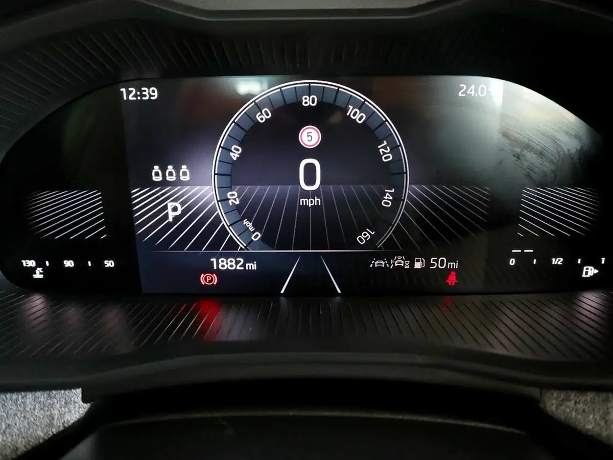 2024-skoda-kamiq-10-tsi-se-116ps-dsg-big-25