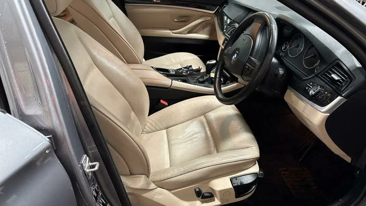 2012-bmw-5-series-20td-520d-se-big-10