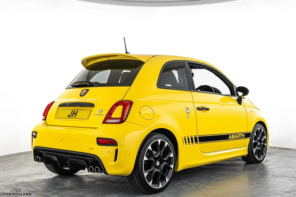 2020-abarth-595-14-tjet-competizione-big-8