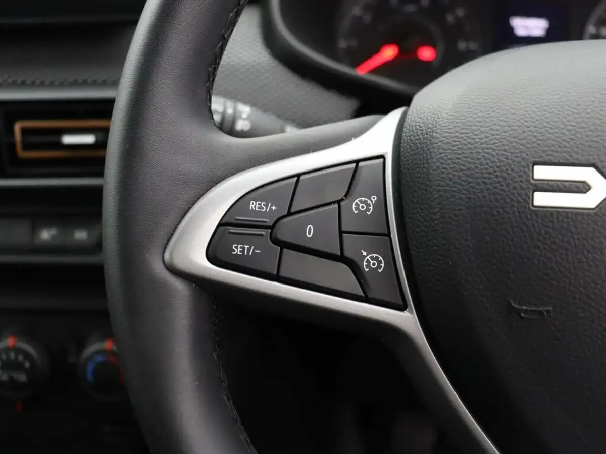 2023-dacia-sandero-stepway-10-tce-expression-90bhp-big-15