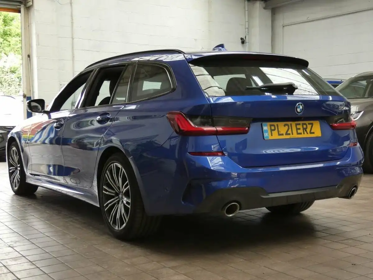 2021-bmw-3-series-20-330e-m-sport-touring-5d-big-24