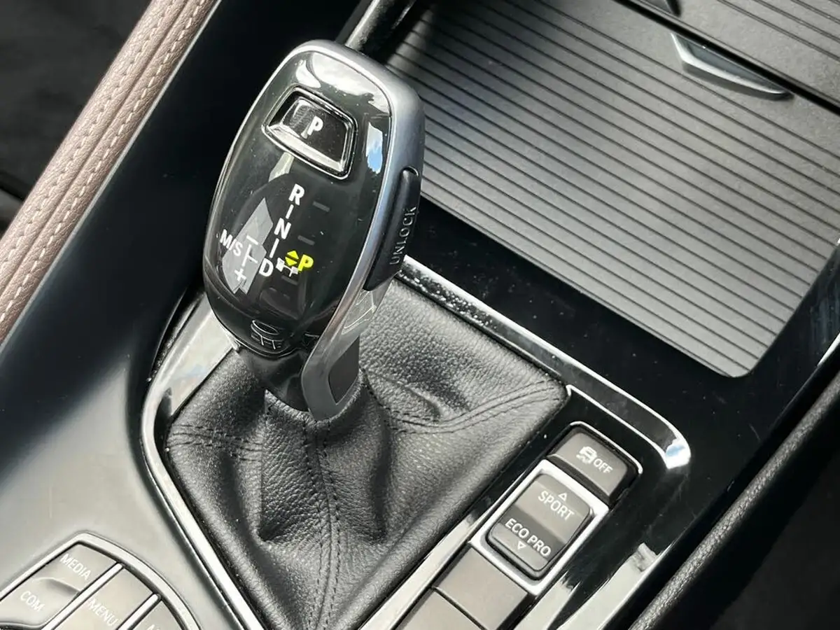 2018-bmw-x1-20-xdrive20i-xline-big-21