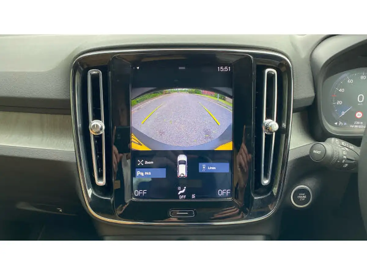 2020-volvo-xc40-20-b4-inscription-big-31