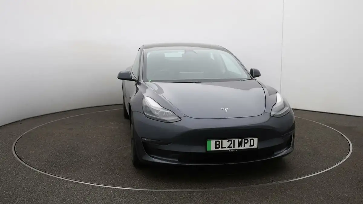 2021-tesla-model-3-e-long-range-4x4-big-33