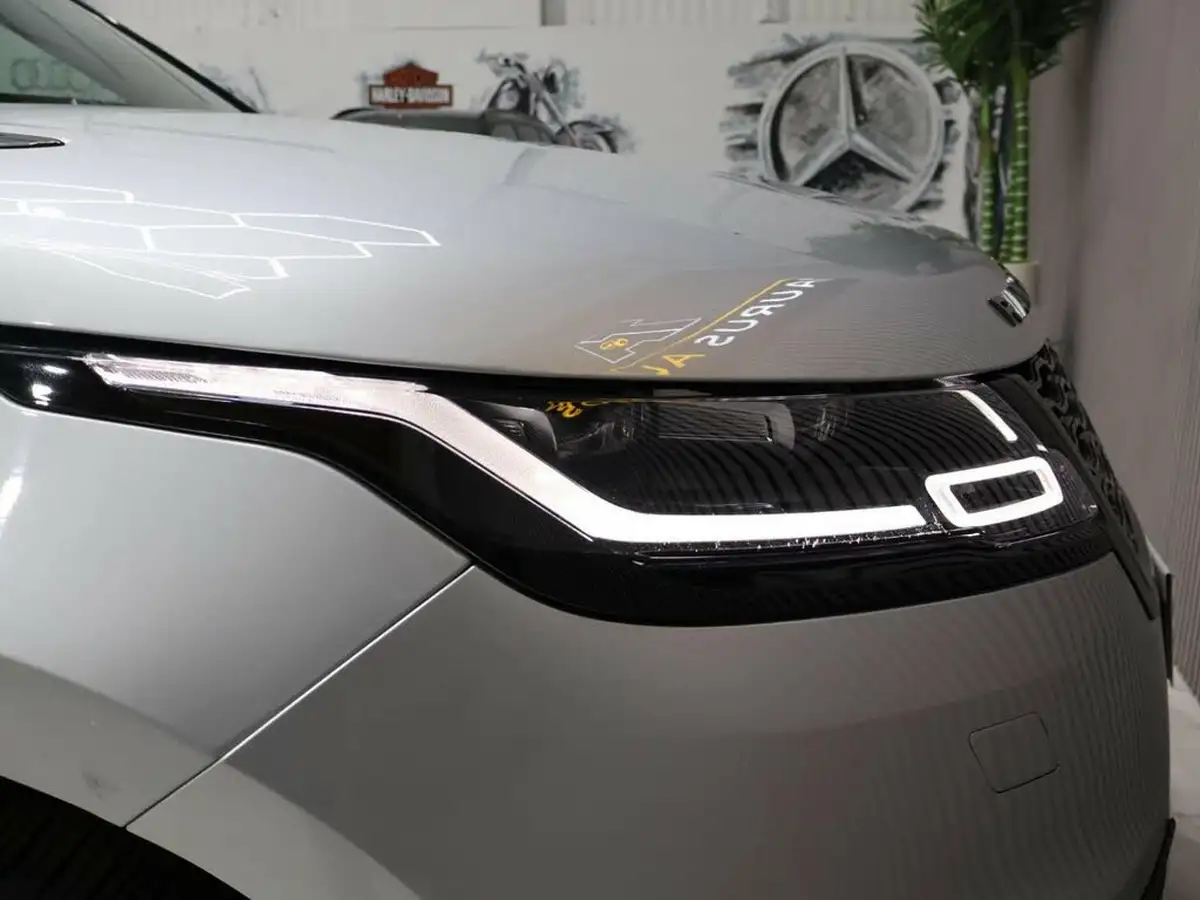 2019-land-rover-range-rover-velar-20-d180-r-dynamic-s-big-49
