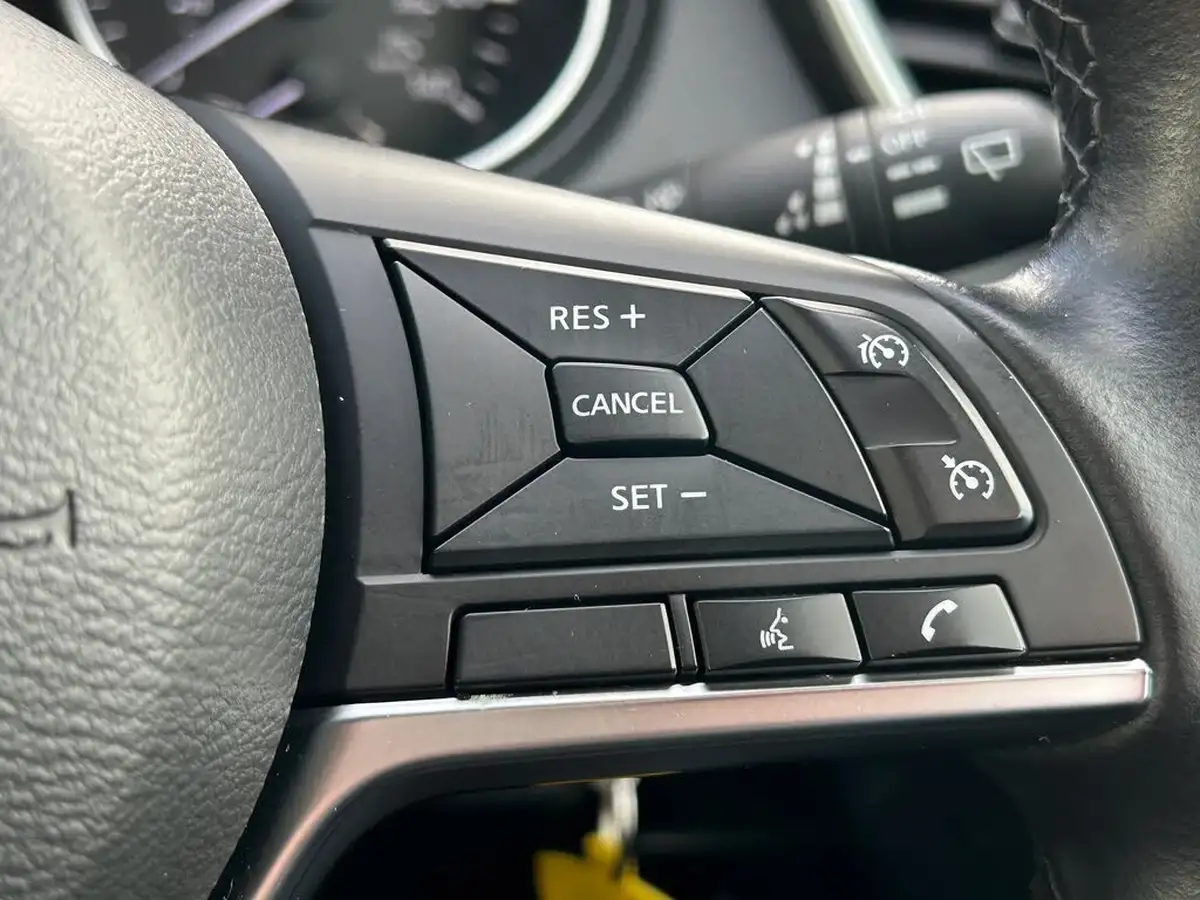 2020-nissan-qashqai-13-dig-t-acenta-premium-140ps-big-15
