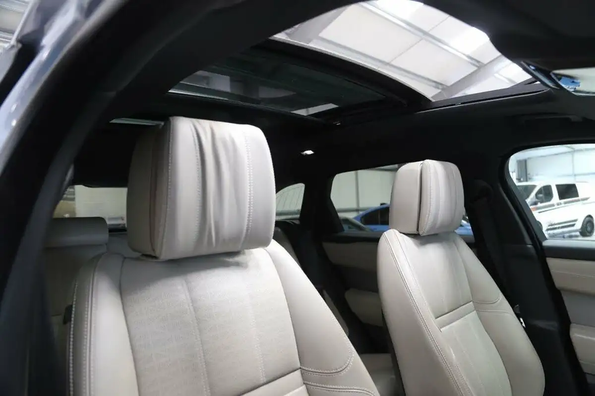 2019-land-rover-range-rover-velar-20-d240-r-dynamic-hse-big-50