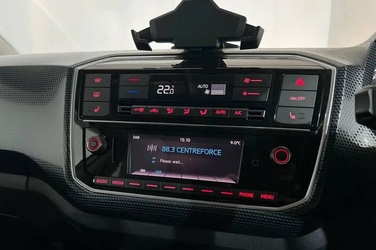 2021-volkswagen-up-e-e-up-big-16