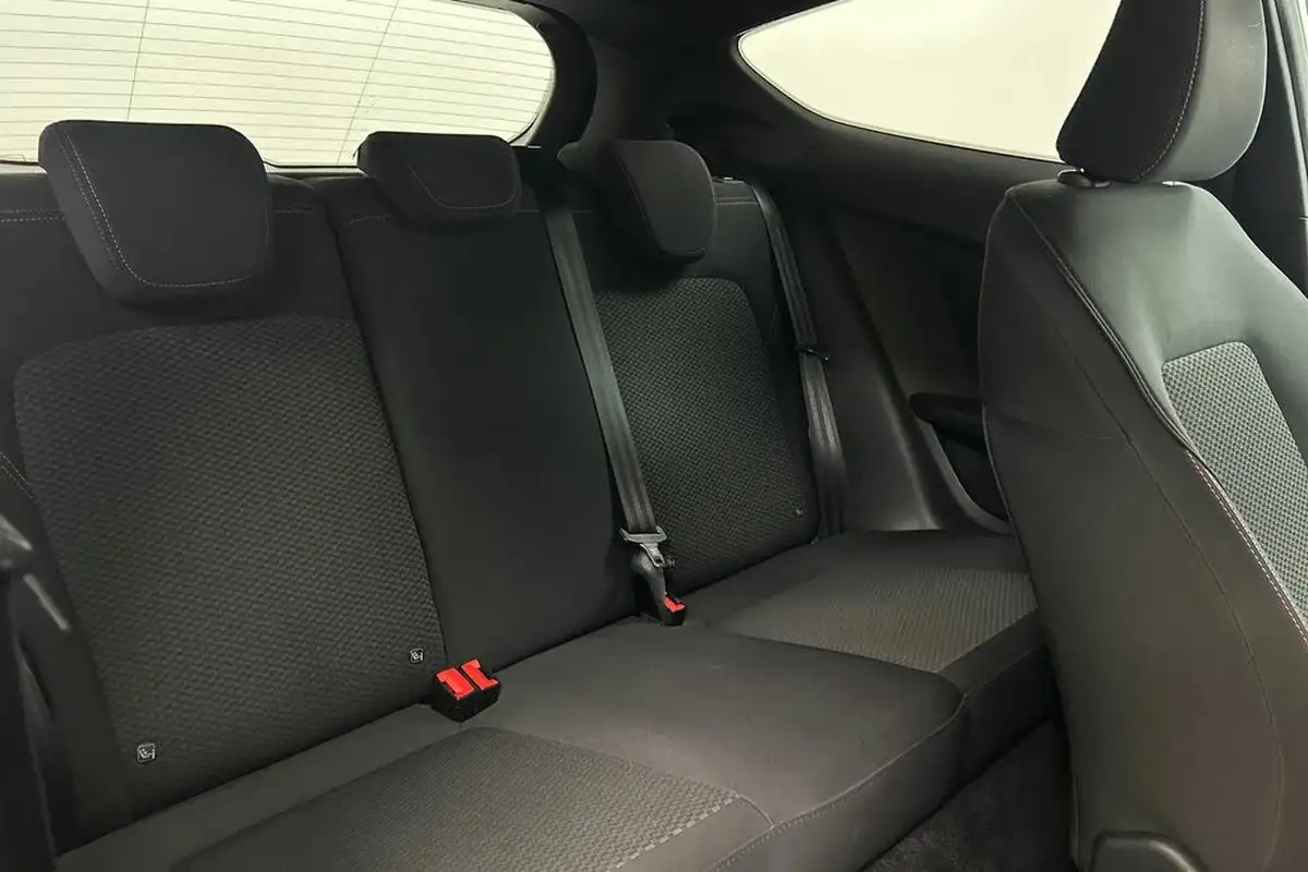 2018-ford-fiesta-10t-st-line-100ps-3d-big-16