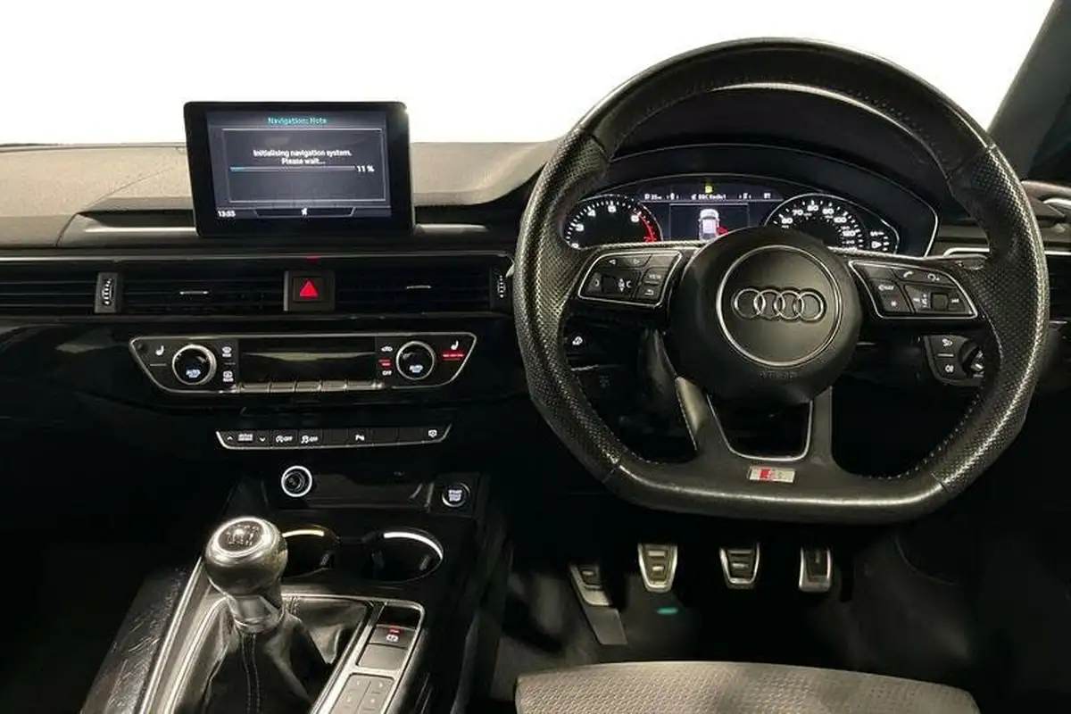 2018-audi-a4-14-tfsi-black-edition-big-10