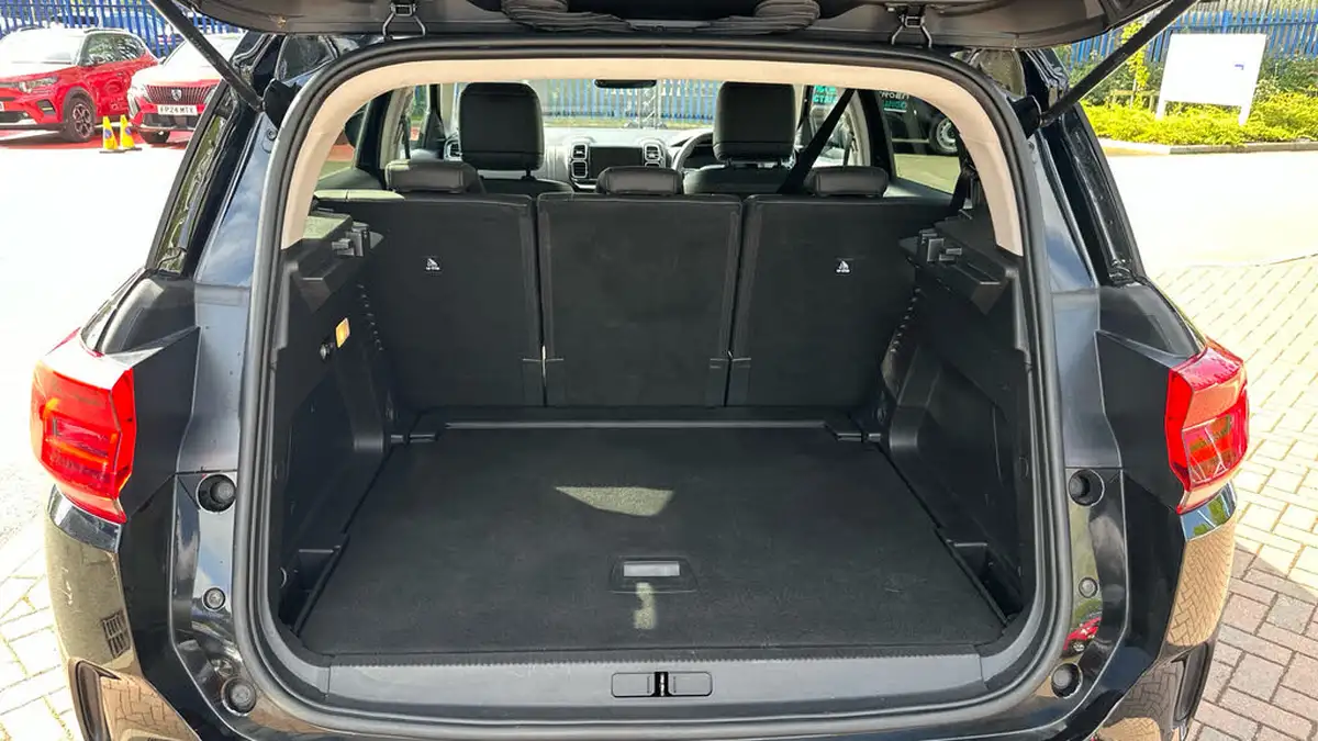 2021-citroen-c5-aircross-12-puretech-shine-big-18