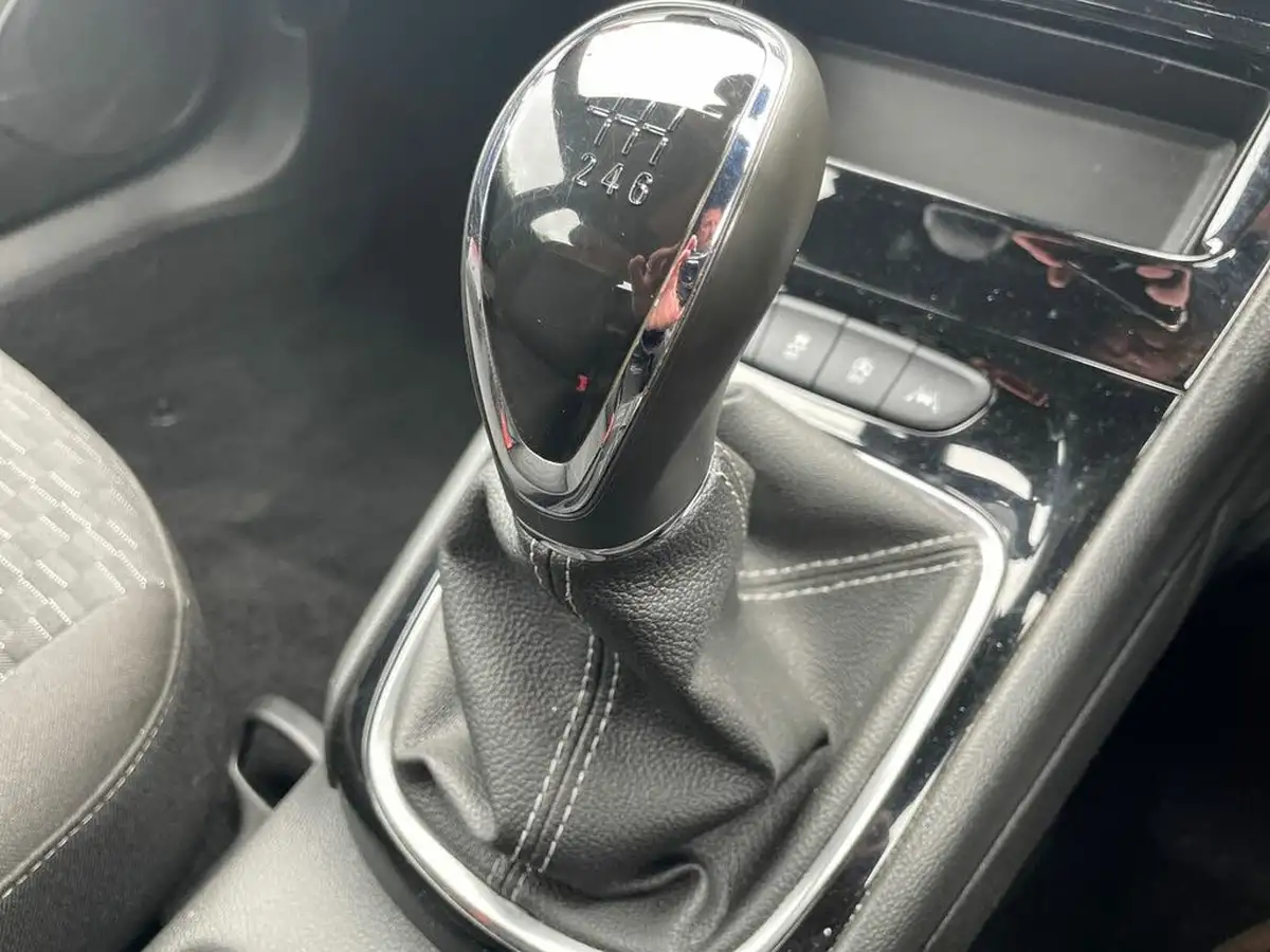 2019-vauxhall-astra-14i-16v-turbo-sri-vx-line-nav-ss-big-18