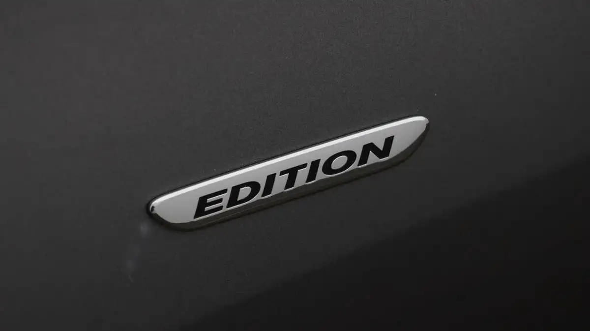 2022-mercedes-benz-a-class-13-a200-amg-line-executive-edition-hatchback-5d-7g-dct-big-20