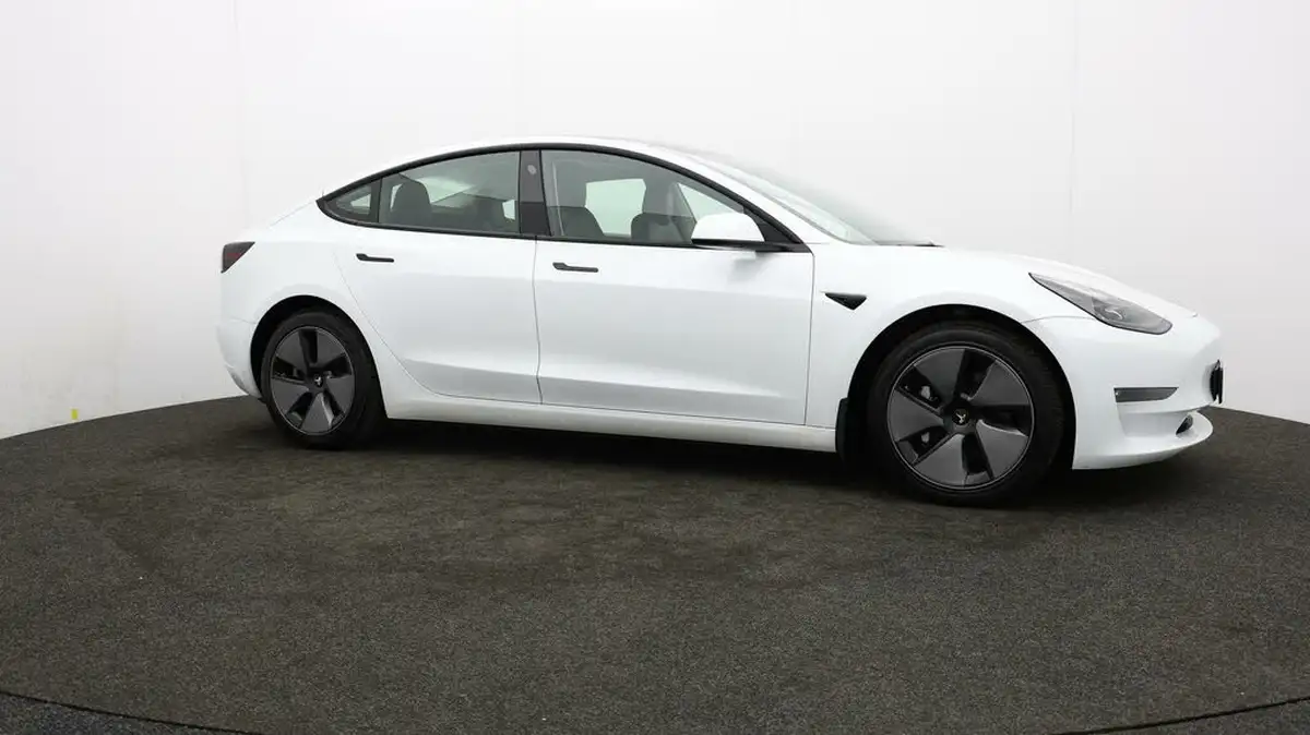 2021-tesla-model-3-e-long-range-4x4-big-44