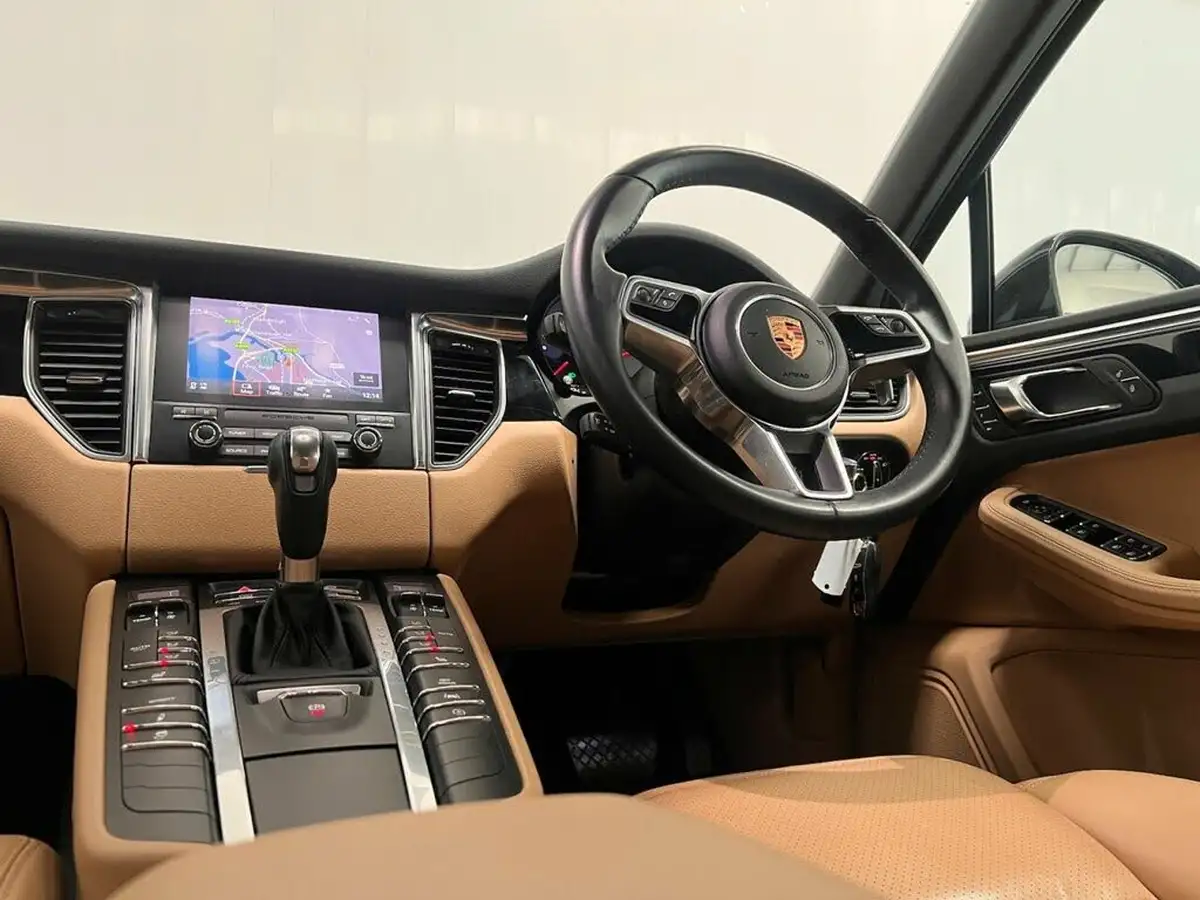 2018-porsche-macan-30-s-big-15