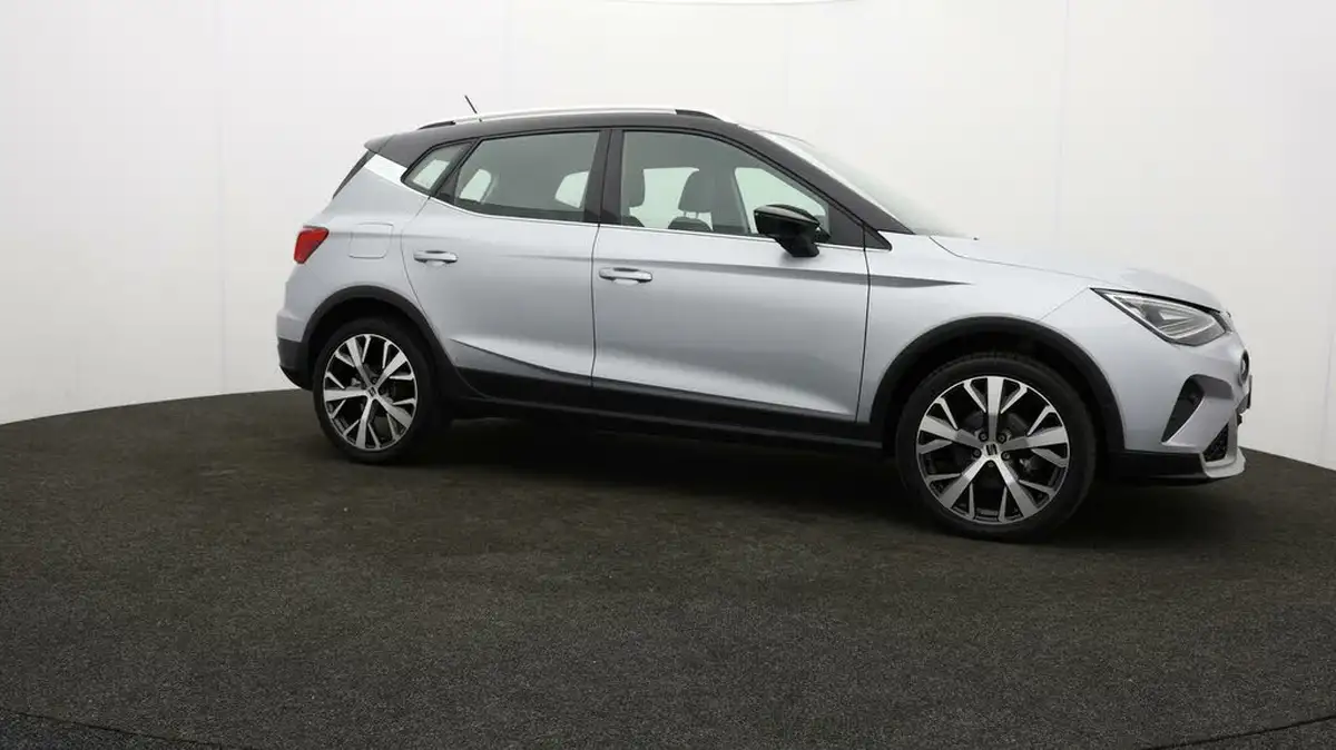 2023-seat-arona-10-tsi-xperience-lux-110ps-big-65