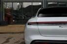 2023-porsche-taycan-e-4s-cross-turismo-small-38