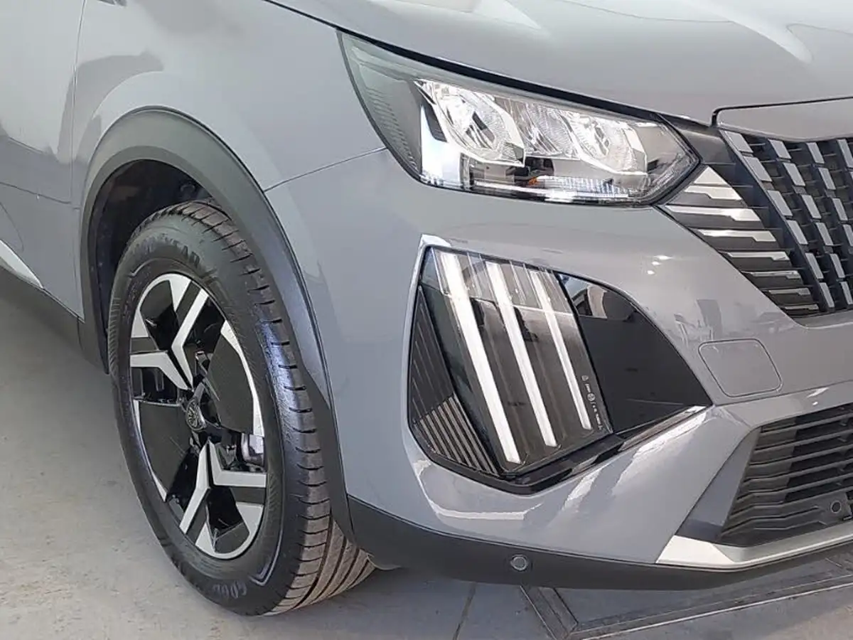 2024-peugeot-2008-suv-12-puretech-allure-130ps-big-8