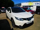 2015-nissan-qashqai-12-tekna-small-0