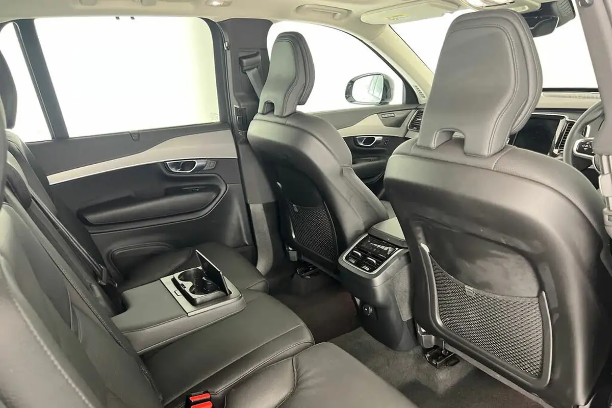 2024-volvo-xc90-20-b5-plus-big-27