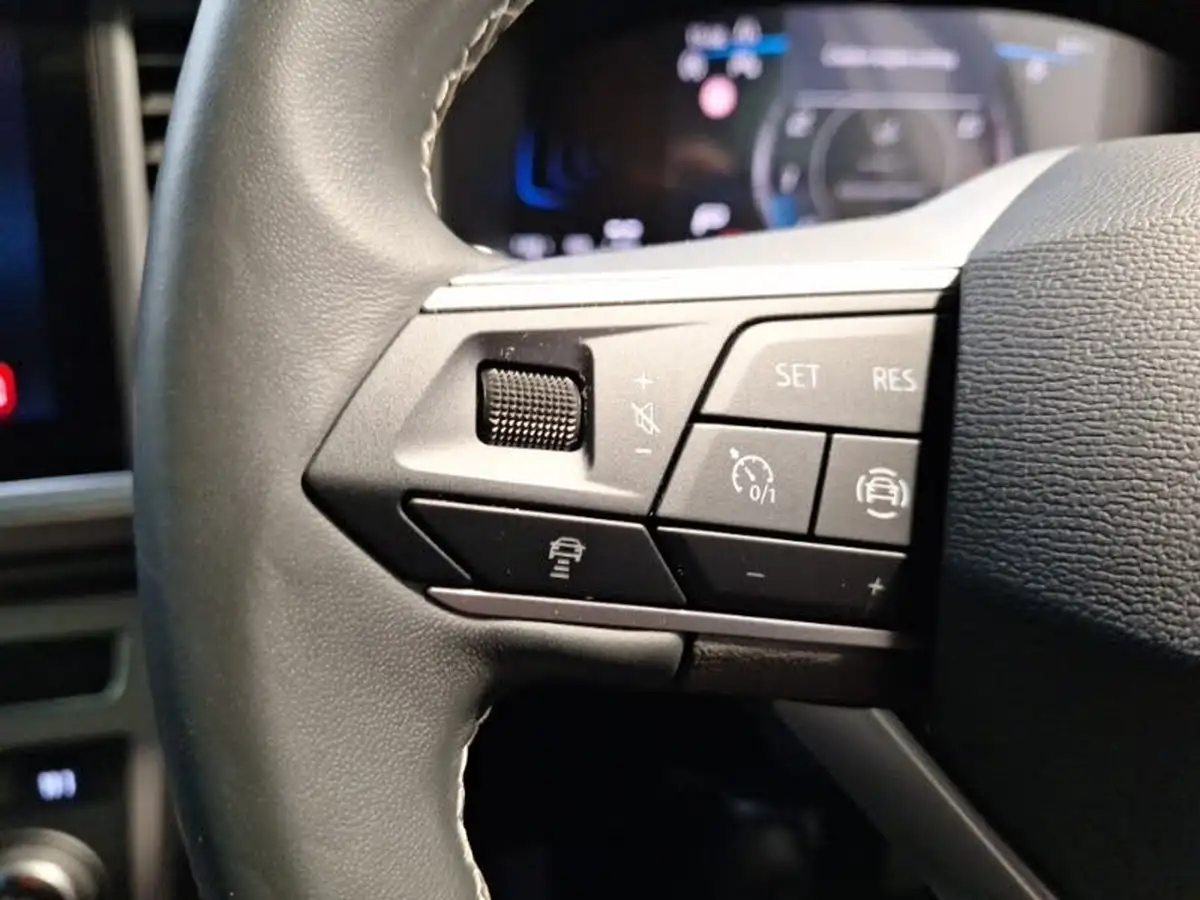 2023-seat-ateca-15-ecotsi-xperience-dsg-big-15