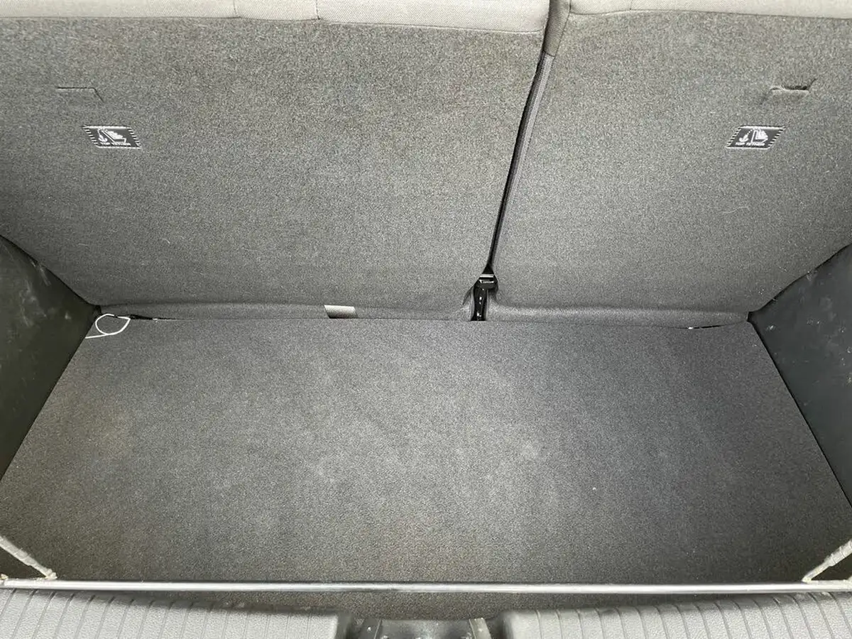 2024-hyundai-i10-12-premium-79ps-auto-big-11