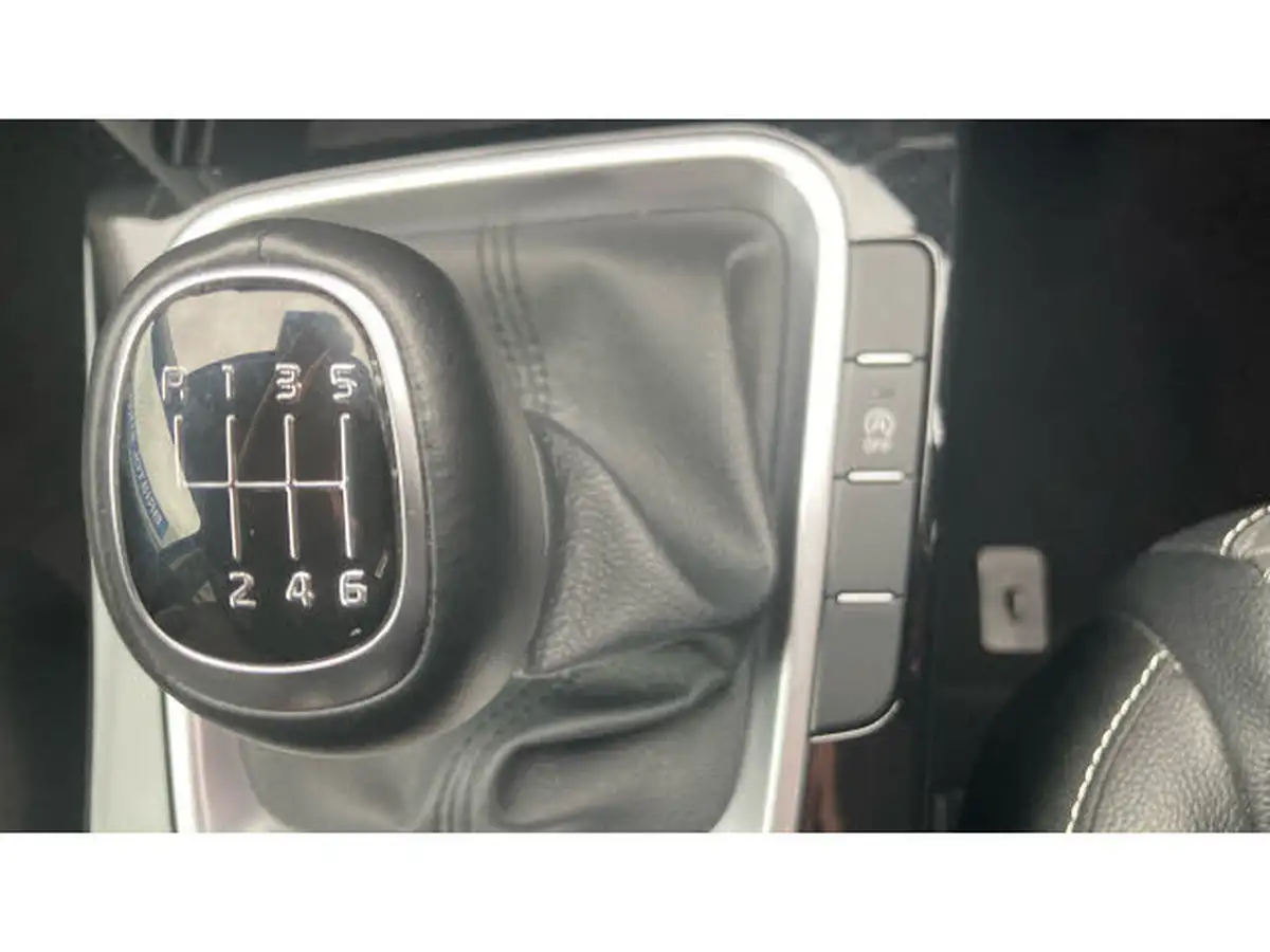 2022-kia-xceed-10-t-gdi-connect-big-29