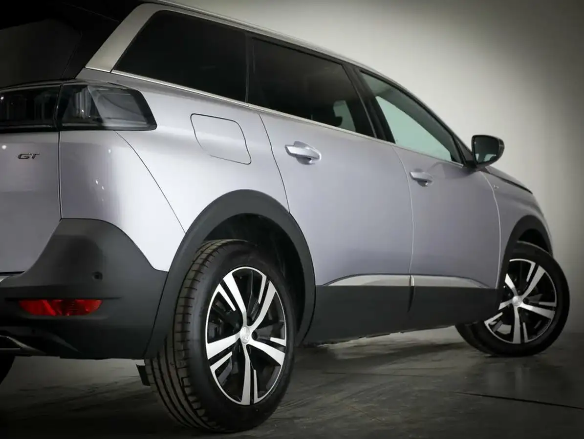 2023-peugeot-5008-suv-15-bluehdi-gt-130ps-eat8-big-7