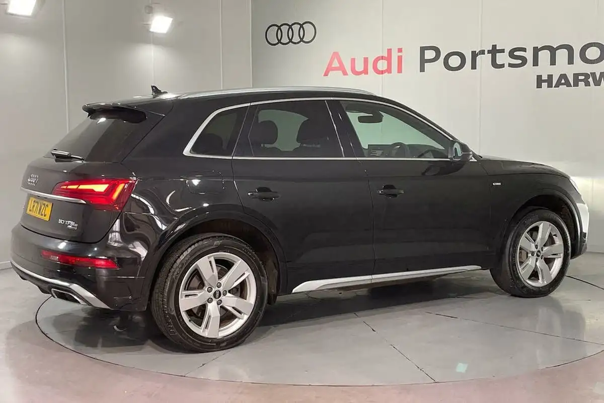 2021-audi-q5-20-50-tfsi-e-s-line-station-wagon-big-9