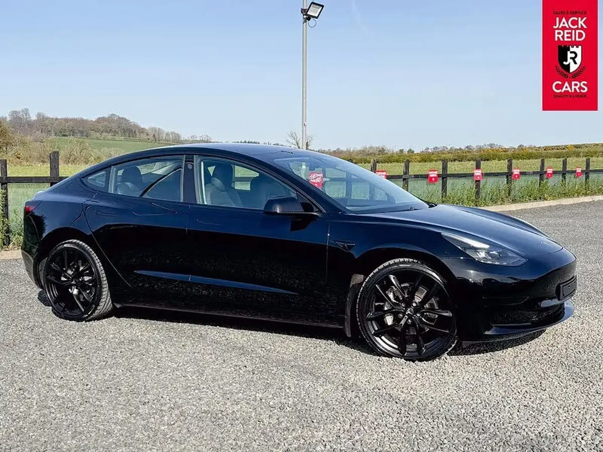 2023-tesla-model-3-e-rwd-241bhp-big-4